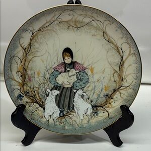 Anna Perenna Mary with the Lambs Plate